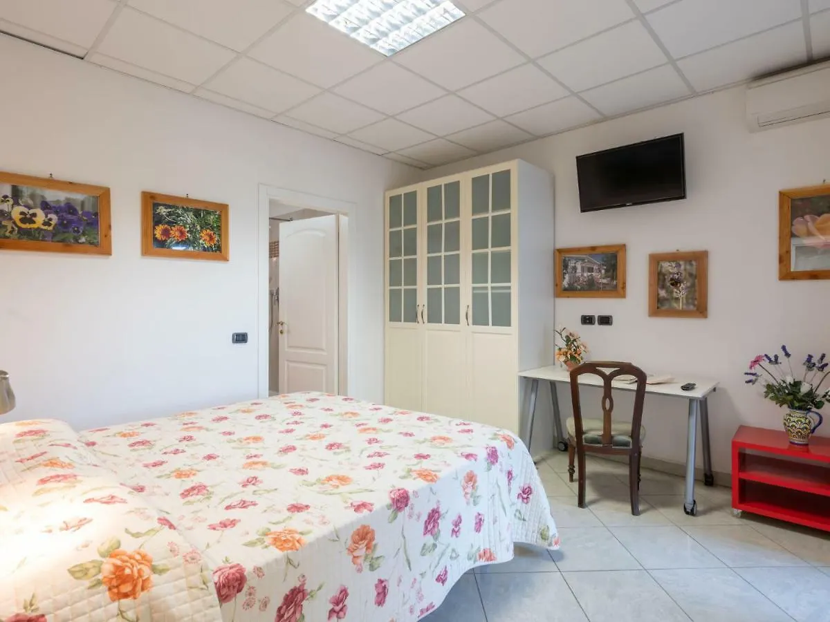מונטלופו פיורנטינו Villa La Rosa By Interhome